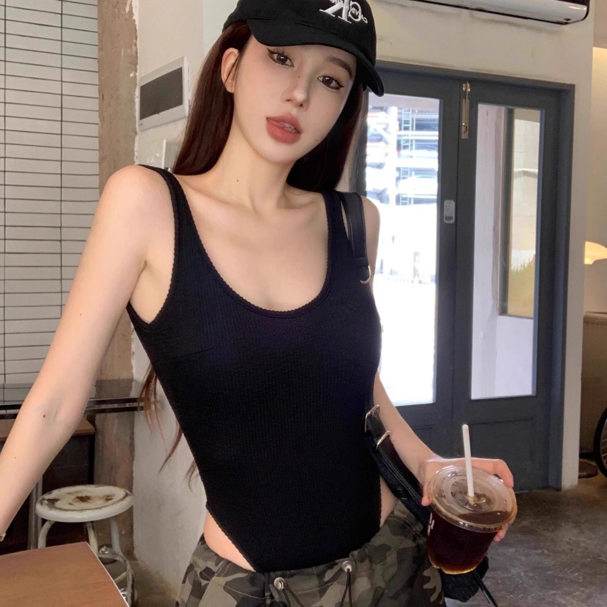 Черное боди на бретелях, сексу – обзор и цена Tank Top Ribbed