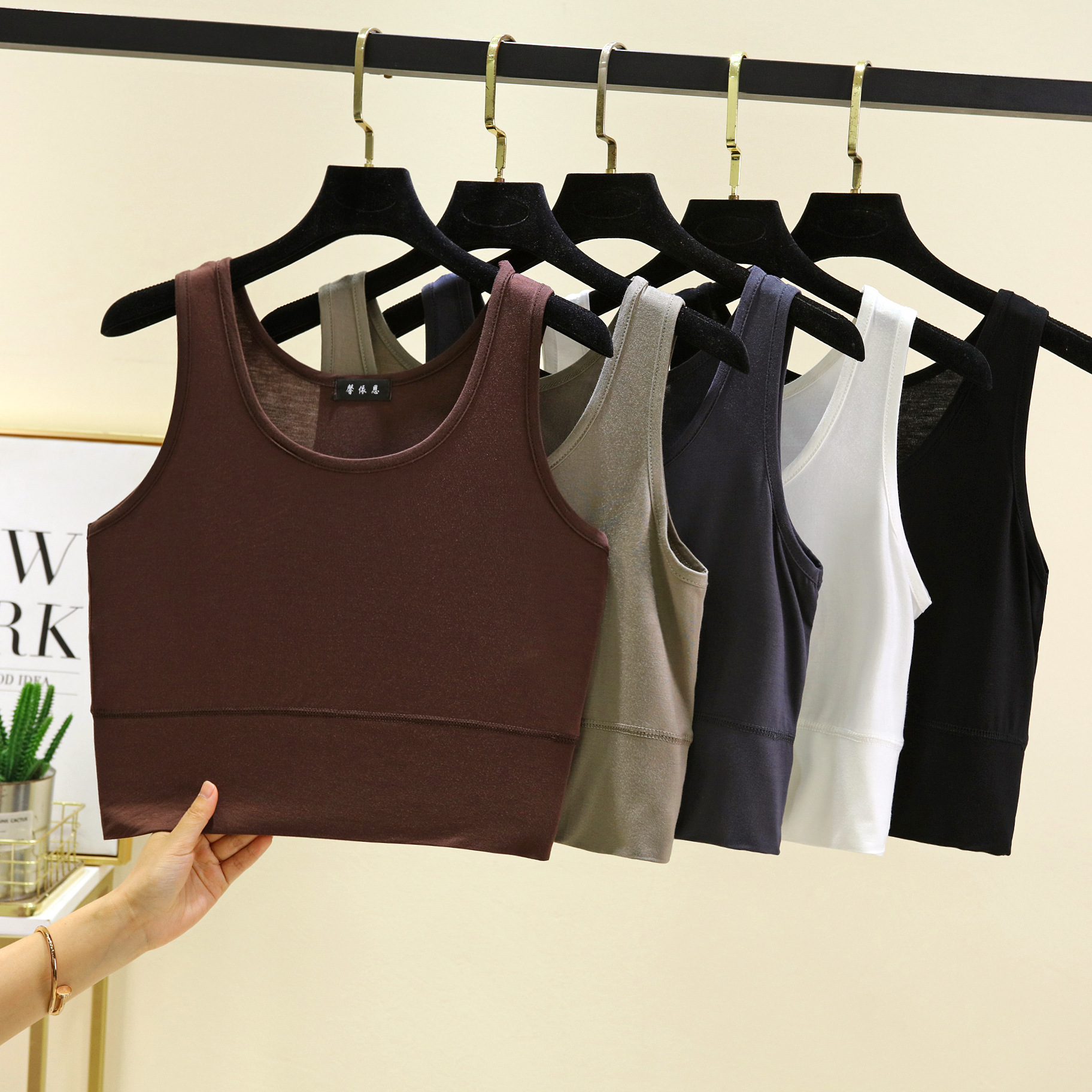 Укороченный топ из модала с кр – обзор и цена Sleeveless Undershirt