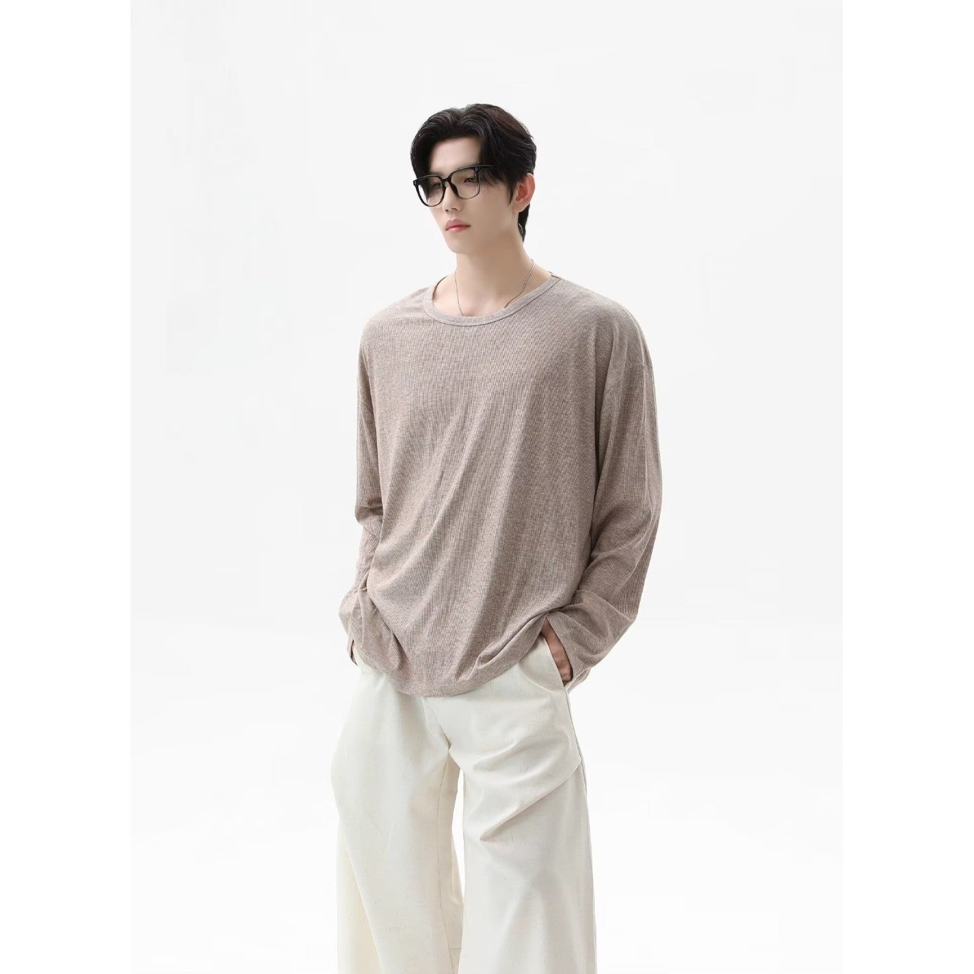 Новая осенняя футболка 2026 с  – обзор и цена Undershirt Crew Neck